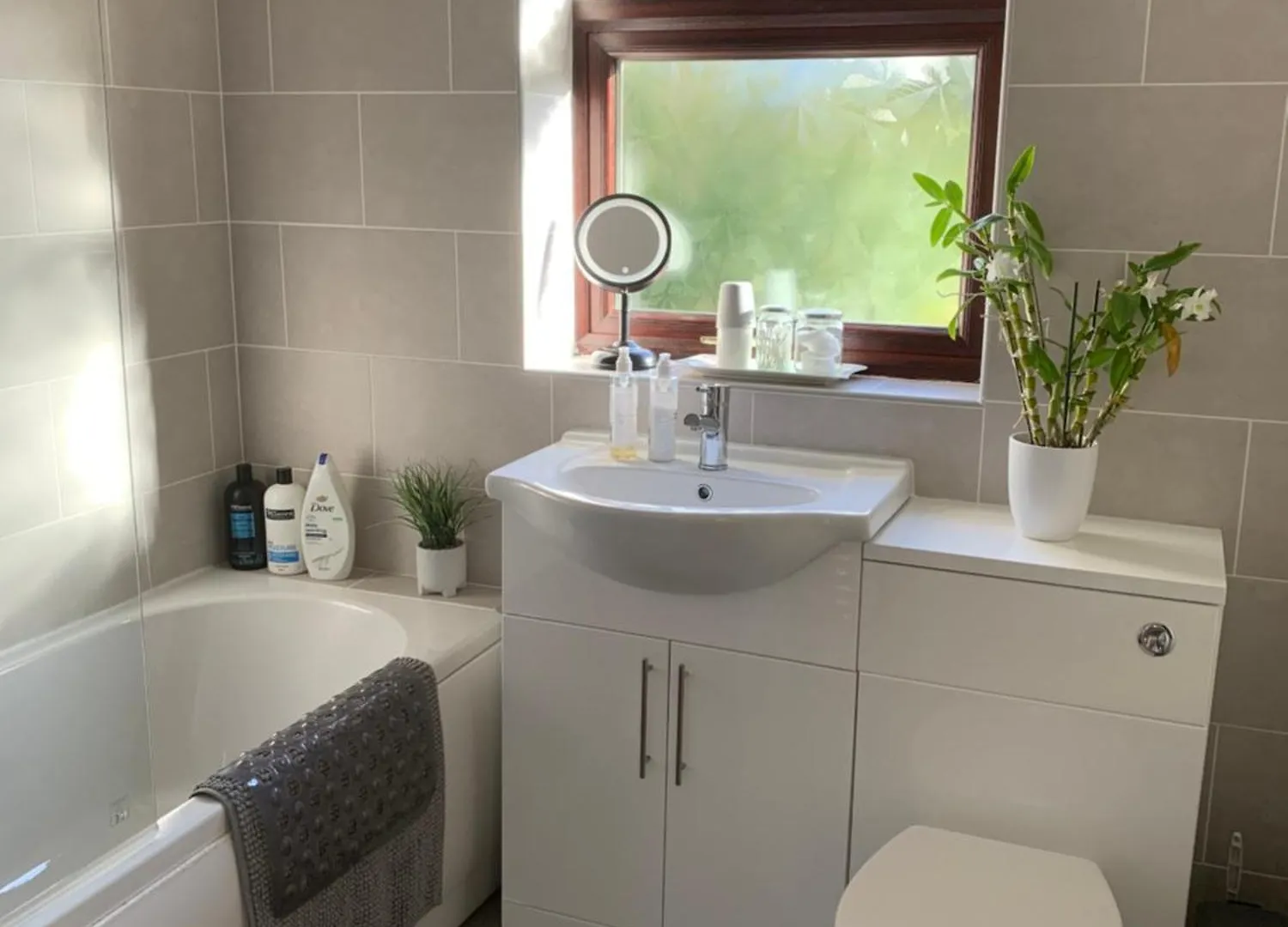 Self Contained Guest Suite South Milford